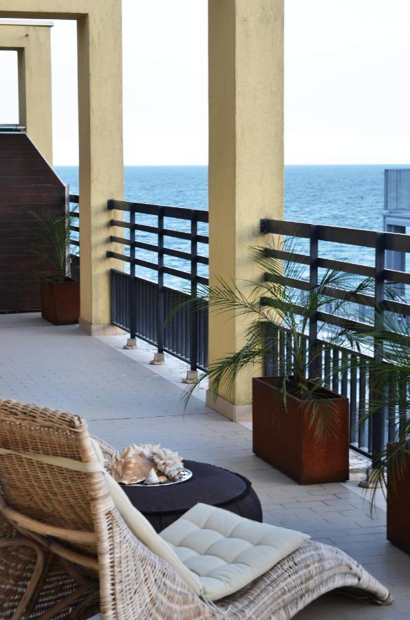 Piazza Nember Attico Con Vista Mare Apartment Лидо ди Йезоло Екстериор снимка